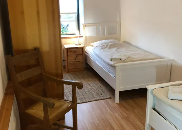 Abendrote Haus- Kurz Und Langzeitvermietung Fuer Monteure Мини-отель Gomnitz